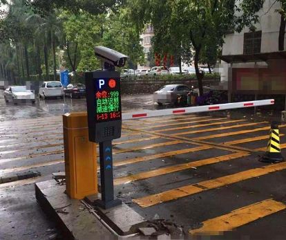 ��������xُһ����ԃr�ȵ�ͣ܇�����l