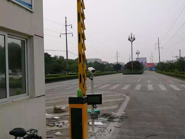 ͣ܇(ch��)��(ch��ng)���lϵ�y(t��ng)